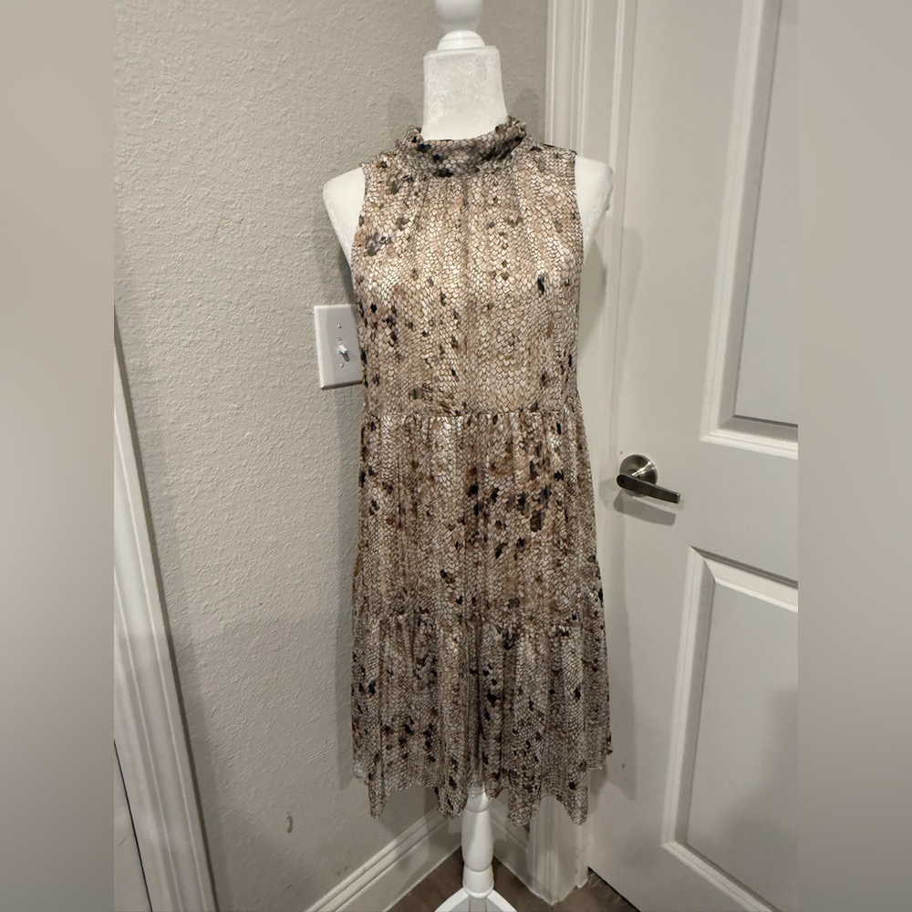 Elliatt Sleeveless Snake Print Midi Dress